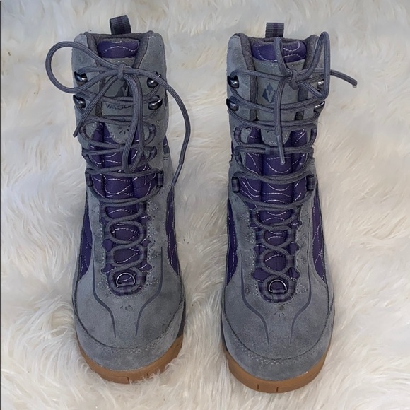 Vasque Boots 🥾 basically new! - Picture 2 of 6
